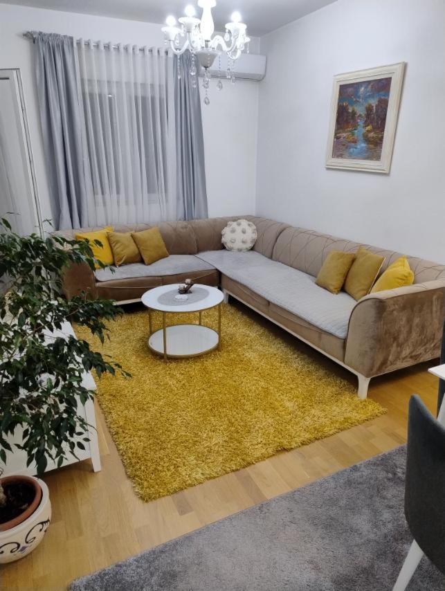 Lovely Apartment - Ljupki Stan Podgorica Luaran gambar